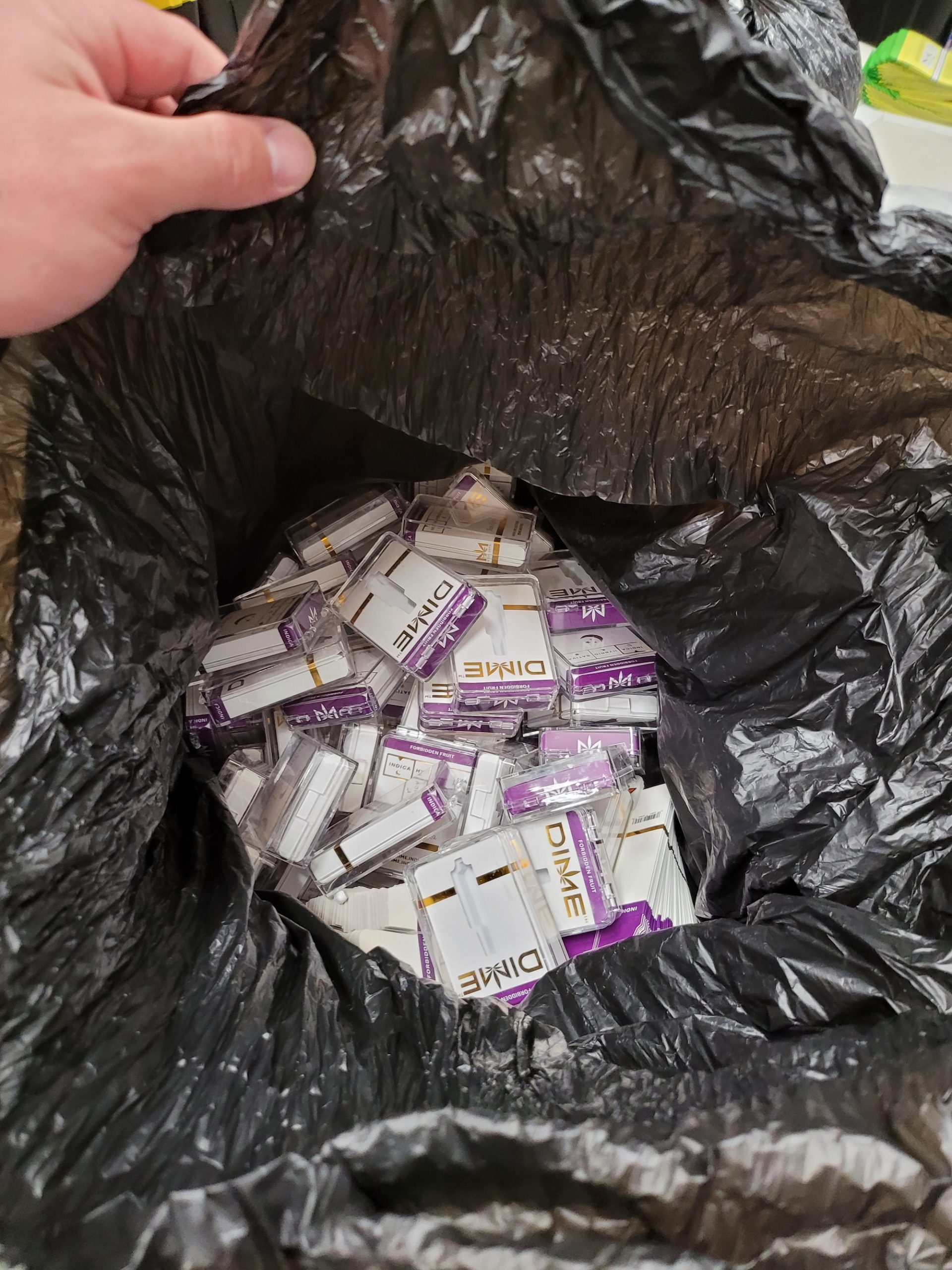 Cart Packaging : Dime Set (Cart, Packaging, and all stickers)